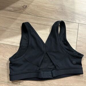 Athleta sports bra size small